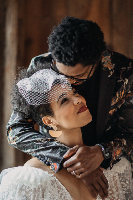 Intimate winter B&B elopement in the Hudson Valley