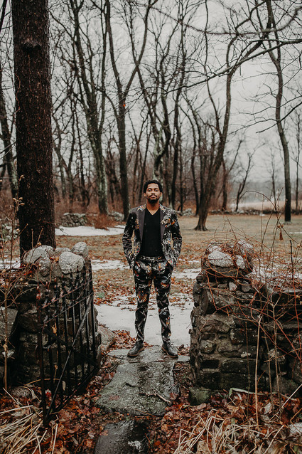 Intimate winter B&B elopement in the Hudson Valley