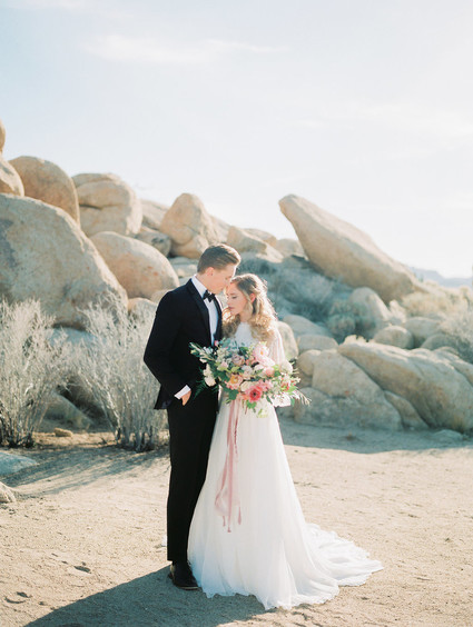 Elegant desert wedding in Joshua Tree Inspiration