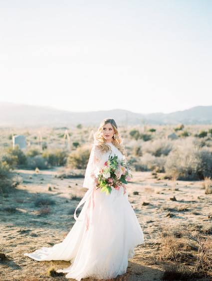 Elegant desert wedding in Joshua Tree Inspiration