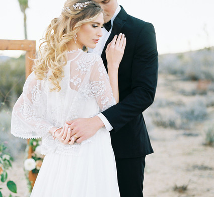 Elegant desert wedding in Joshua Tree Inspiration