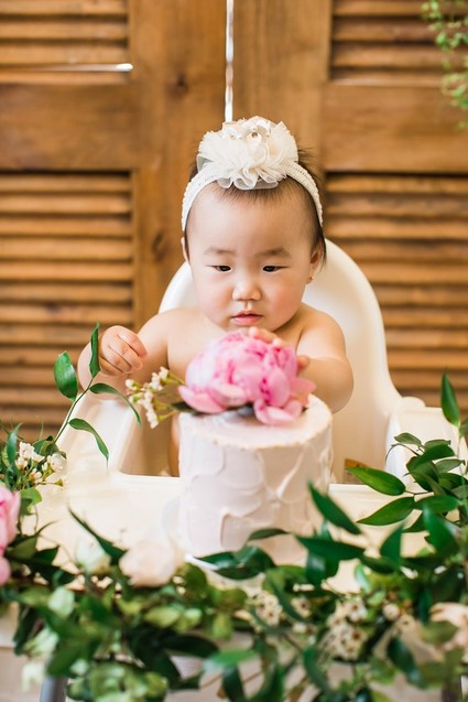 Floral feminine Korean first birthday party in Los Angeles Inspiration