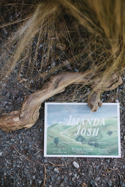 Stylish, whimsical, floral wedding at De Tierra Vineyards