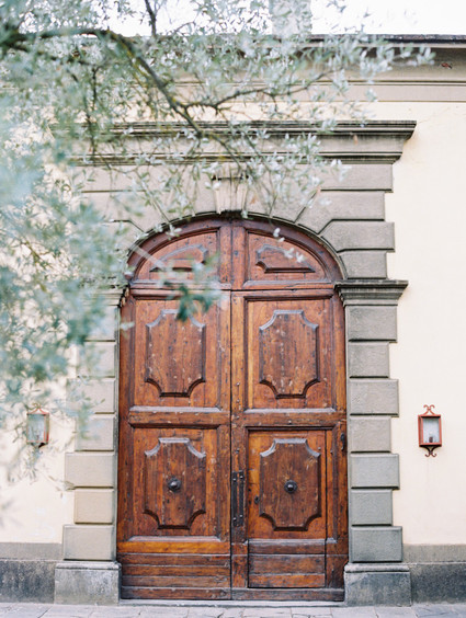 Romantic late summer Tuscan wedding inspiration