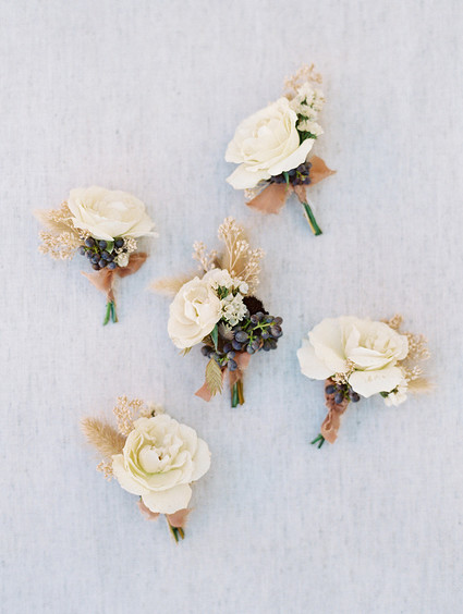 Romantic earth tone Palm Springs wedding by Amorology