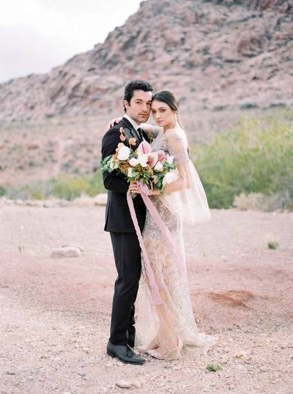 Dreamy desert elopement shoot in Las Vegas Inspiration