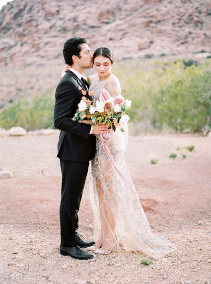 Dreamy desert elopement shoot in Las Vegas Inspiration