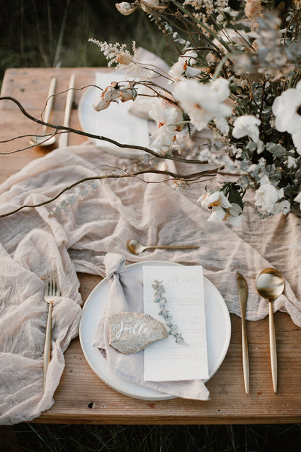 Earthy bohemian picnic ideas for summer on 100 Layer Cake
