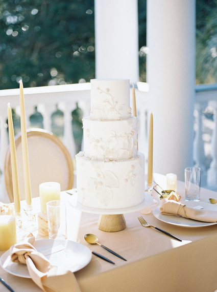 Dreamy Charleston wedding inspiration at Lowndes Grove Plantation Inspiration