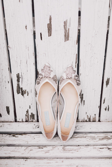 Elegant intimate Whidbey Island wedding at The Wayfarer