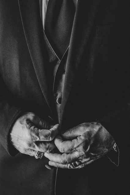 Elegant intimate Whidbey Island wedding at The Wayfarer