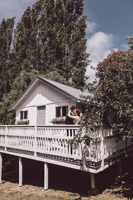 Elegant intimate Whidbey Island wedding at The Wayfarer