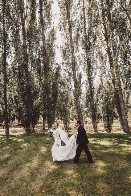 Elegant intimate Whidbey Island wedding at The Wayfarer
