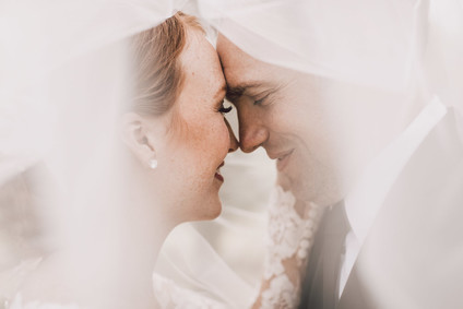 Elegant intimate Whidbey Island wedding at The Wayfarer