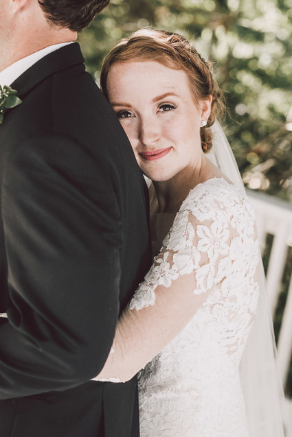 Elegant intimate Whidbey Island wedding at The Wayfarer