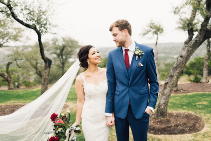 Jewel tone winter wedding at Canyonwood Ridge in Austin