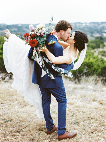 Jewel tone winter wedding at Canyonwood Ridge in Austin