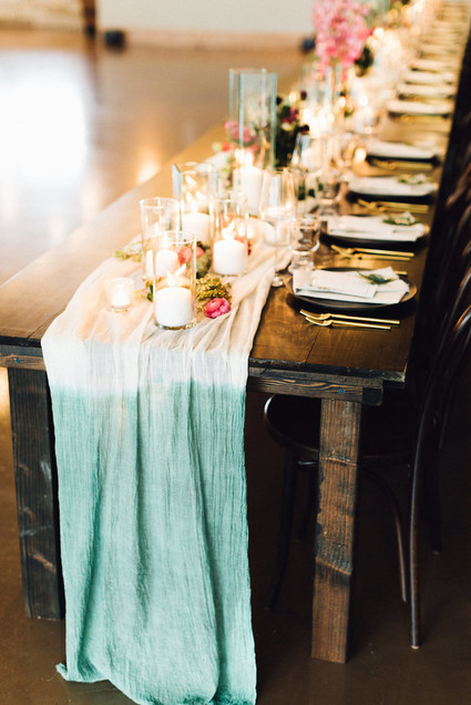 Jewel tone winter wedding at Canyonwood Ridge in Austin