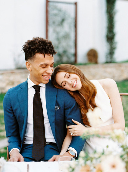 Peachy natural Austin summer wedding ideas at Garden Grove