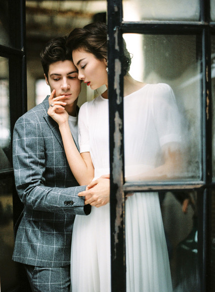 Minimal modern grey wedding ideas