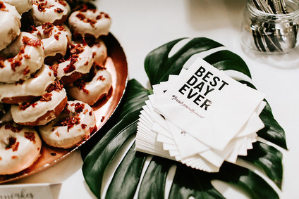 Classic modern Palm Springs wedding at the Avalon