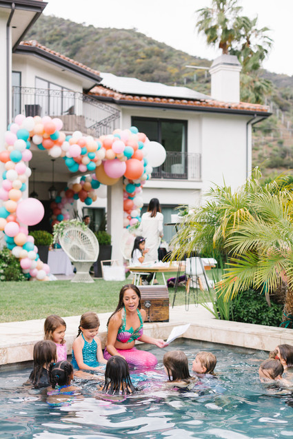 Mermaid backyard birthday party by Beijos Events