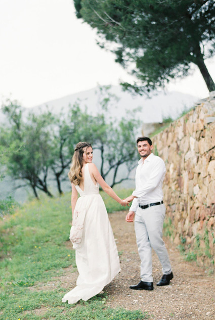 Romantic wedding portraits in Spain