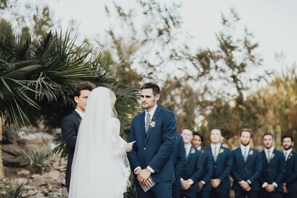 Tropical earth tone Palm Springs wedding at Colony 29