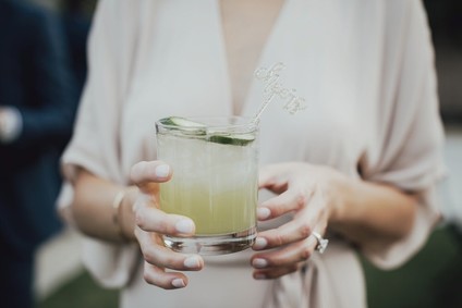 Tropical earth tone Palm Springs wedding at Colony 29