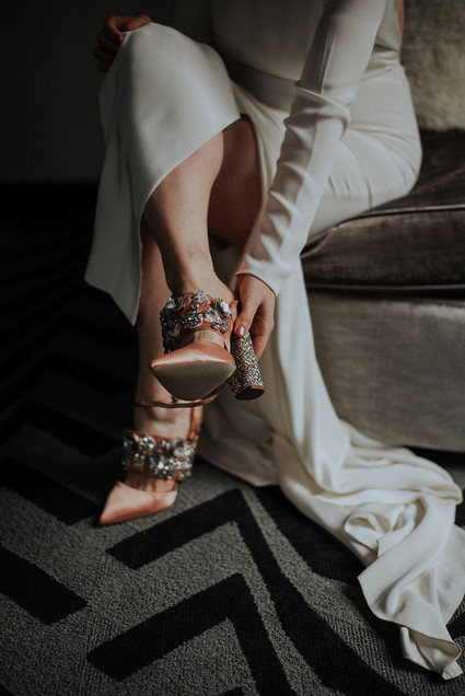 Luxe, moody butterfly inspired wedding