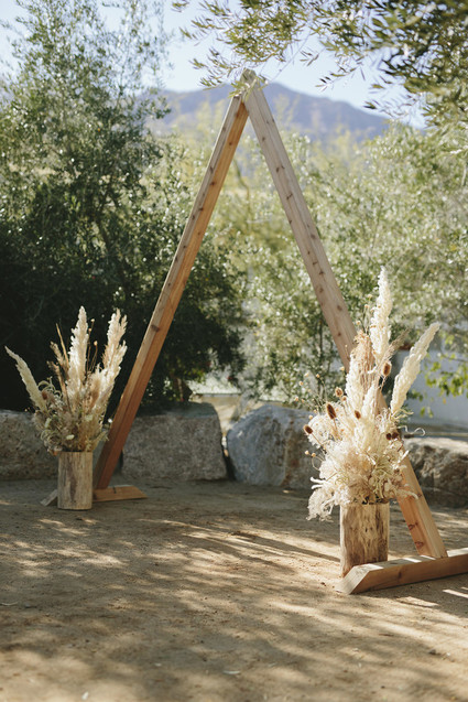 Colorful modern Palm Springs wedding at the Ace Hotel