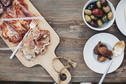 Intimate, elegant backyard wedding in Santa Barbara