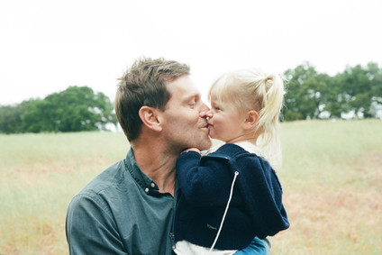 Spring wildflower family session in Topanga Canyon by Hello Pinecone
