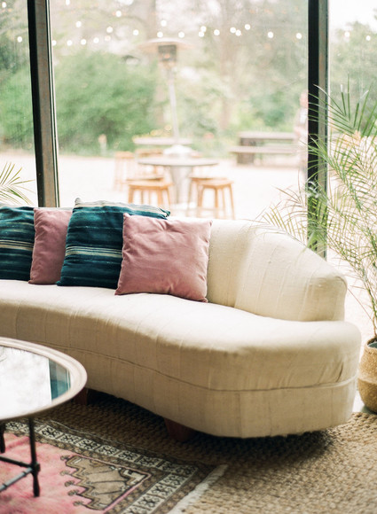 Colorful spring Texas wedding with Mexican details