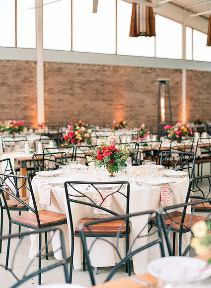 Colorful spring Texas wedding with Mexican details