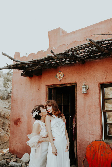 DIY desert wedding at Le Haute Desert Aerie in Pioneertown Inspiration