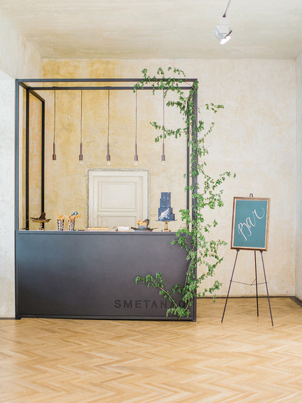 Four ways to style a wedding in Prague on 100 Layer Cake