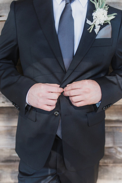 Rustic modern Jewish wedding at Terrain