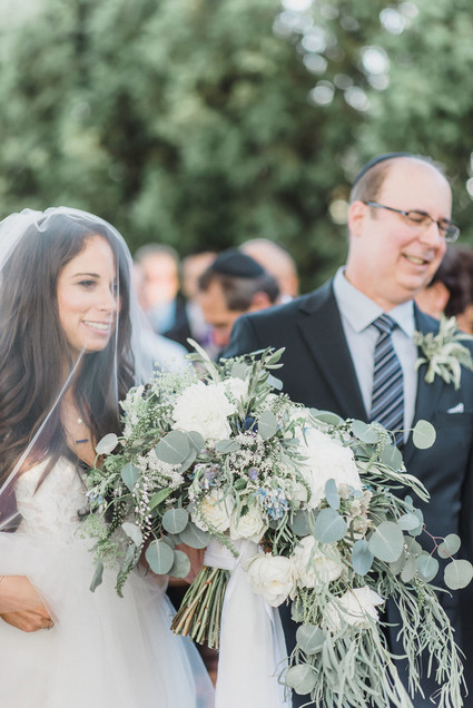Rustic modern Jewish wedding at Terrain