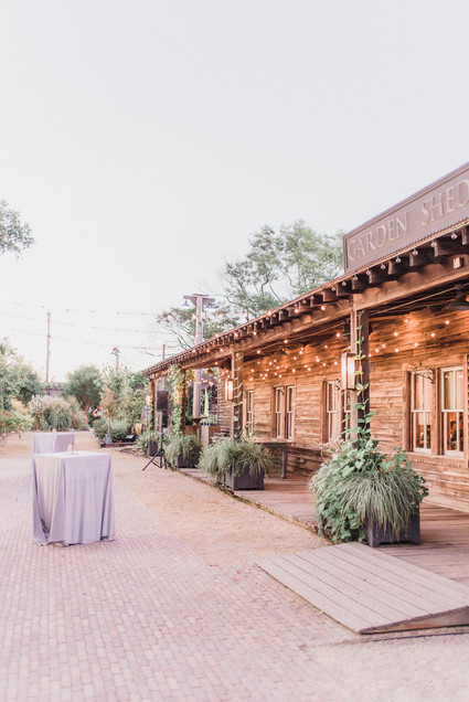 Rustic modern Jewish wedding at Terrain