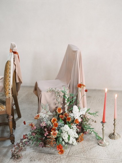 Moody romantic burgundy wedding ideas in France