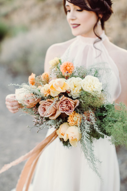 West Pinto terracotta inspired wedding editorial in West Texas