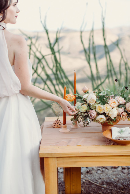 West Pinto terracotta inspired wedding editorial in West Texas