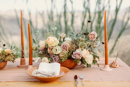 West Pinto terracotta inspired wedding editorial in West Texas