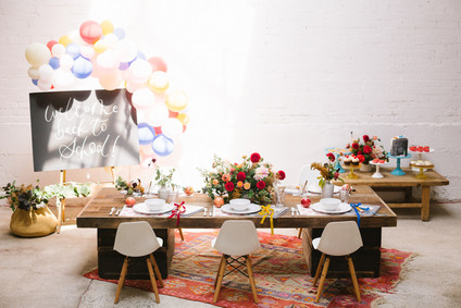 Modern back-to-school party from Beijos Events Inspiration