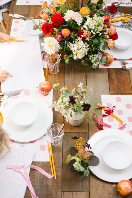 Modern back-to-school party from Beijos Events Inspiration