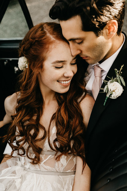 A stylish, thoughtful backyard wedding for $10K on 100 Layer Cake Inspiration