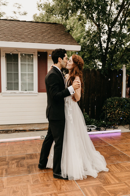 A stylish, thoughtful backyard wedding for $10K on 100 Layer Cake Inspiration