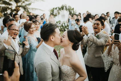 Elegant, romantic white + green wedding at Khayangan Estate in Bali