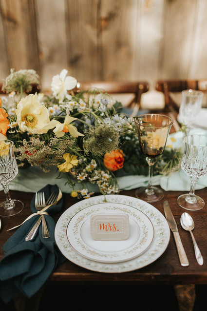 Intimate, rustic summer wedding ideas at The High Desert Museum in Bend, OR